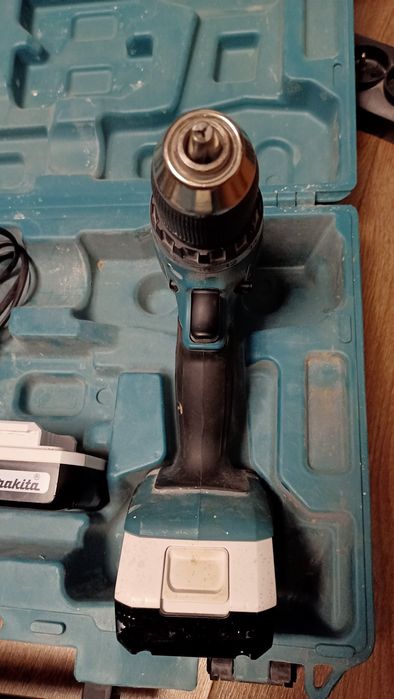 Wiertarka wkrętarka udarowa Makita DF457DWE