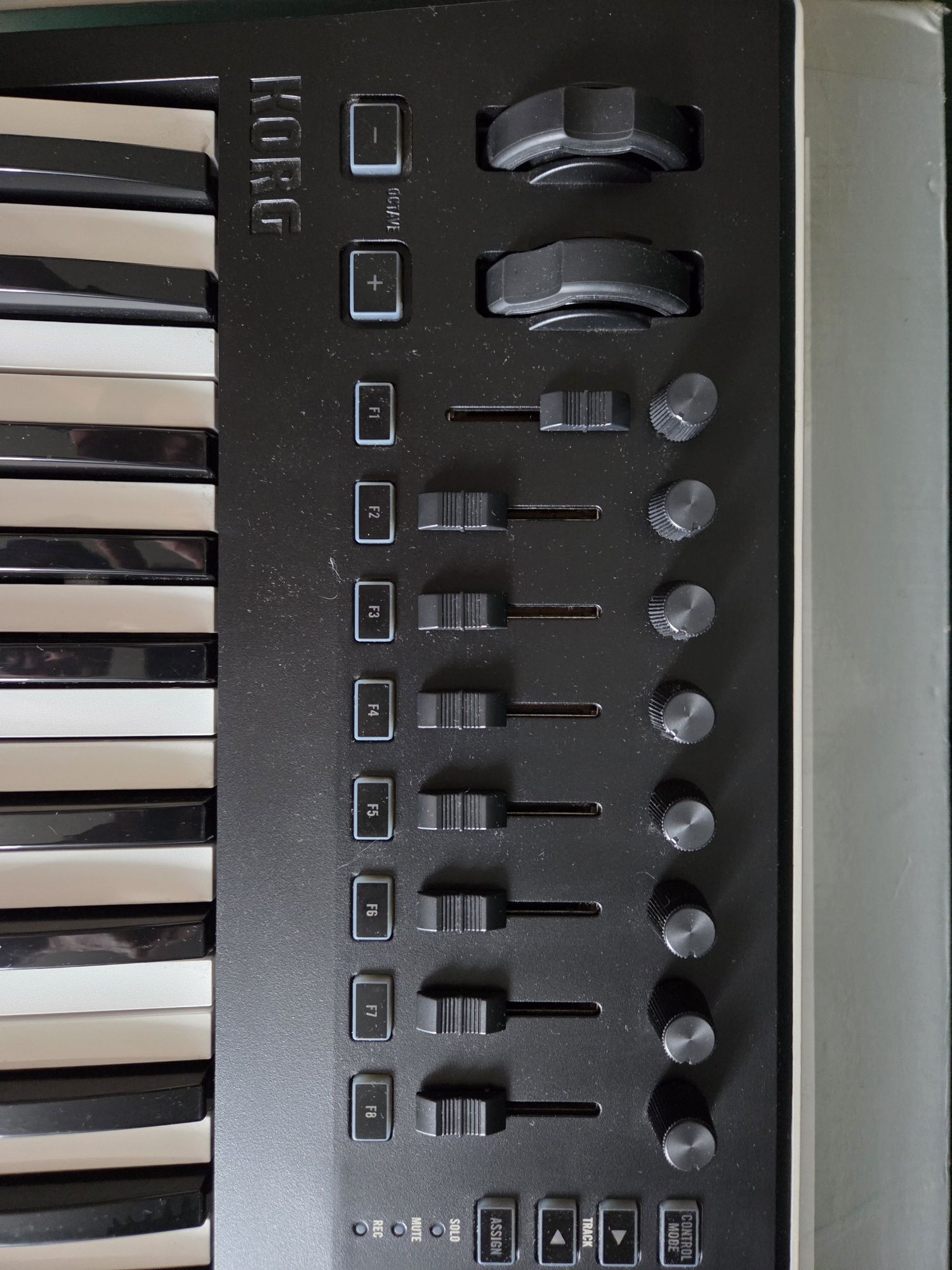 Klawiatura MIDI Korg Taktile 49