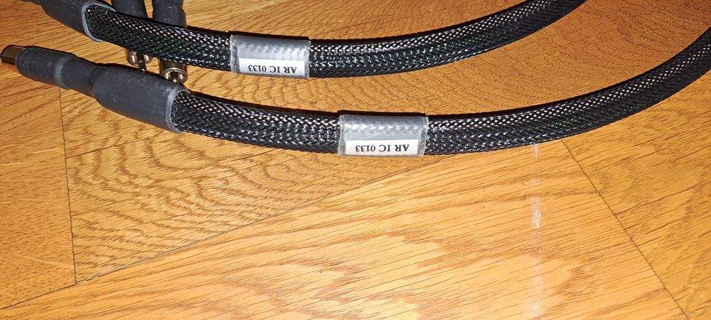 Kable RCA Synergistic  Reserach Tesla Reference 2x1m