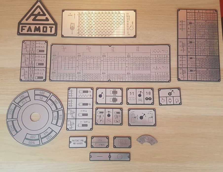 Tokarka TUM-25 B Tabliczki Tabliczka Tabela Gwintów