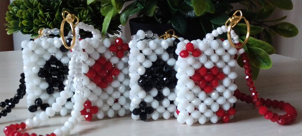 Набір брелків ручної роботи з чотирьох карт