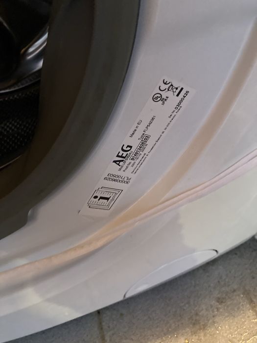 Maquina roupa AEG