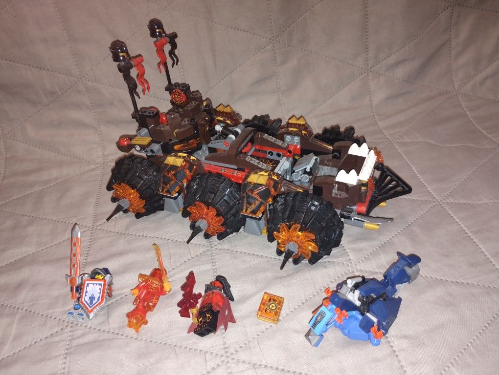 LEGO Nexo Knights machina oblężnicza generała Magmara