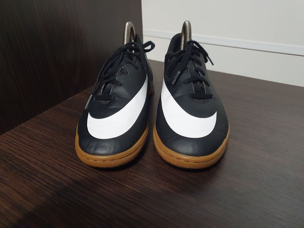 Футзалки Nike (Оригінал)