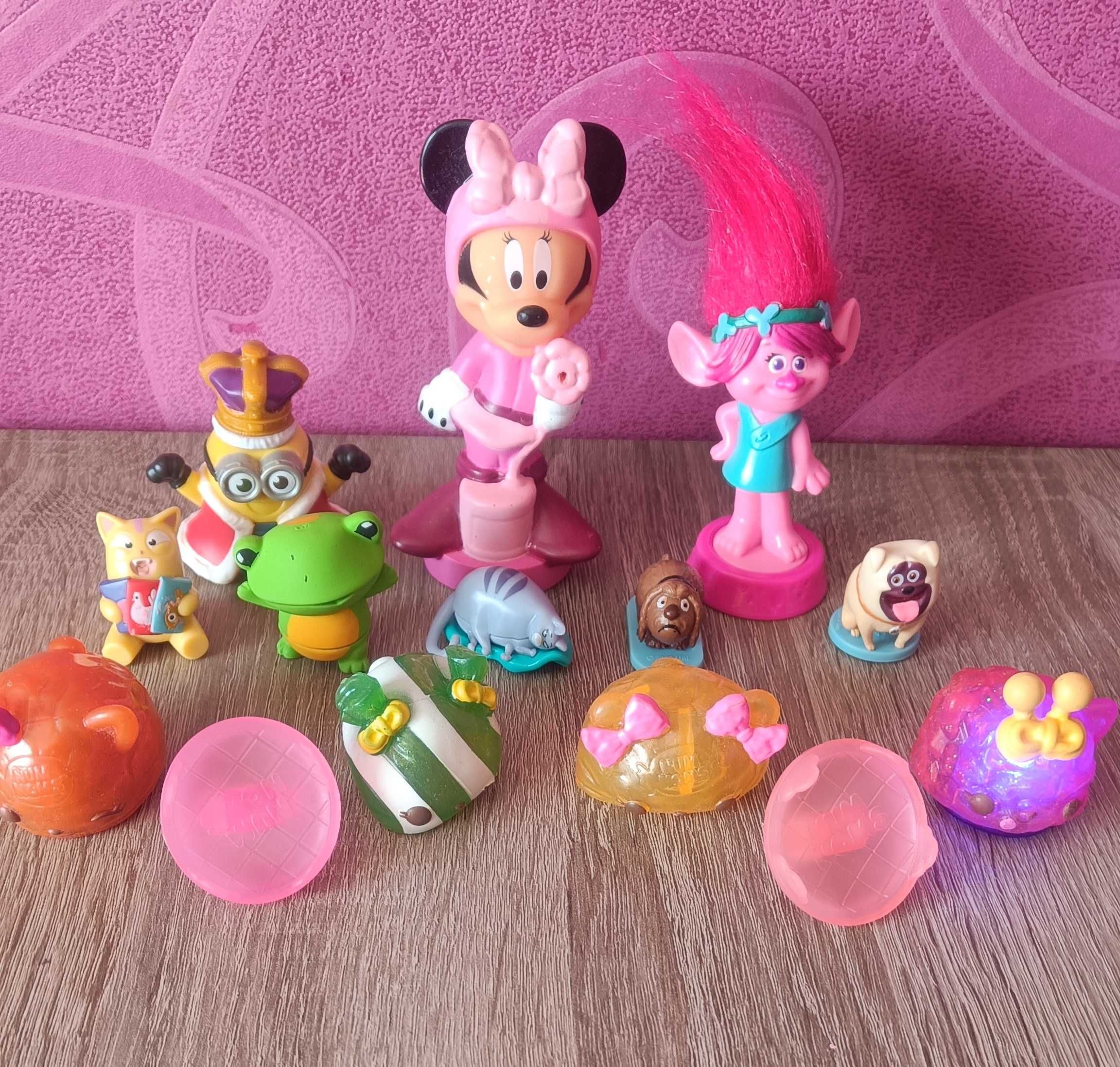 Zestaw figurek Minionki Popi Num Noms