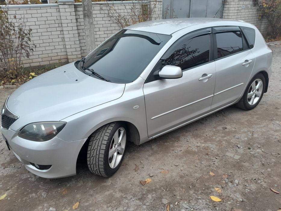 Продам мазду 3 1.6