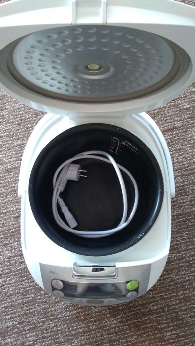 Мультиварка PHILIPS HD 31 36/03 Vita Plus 5слойная чаша