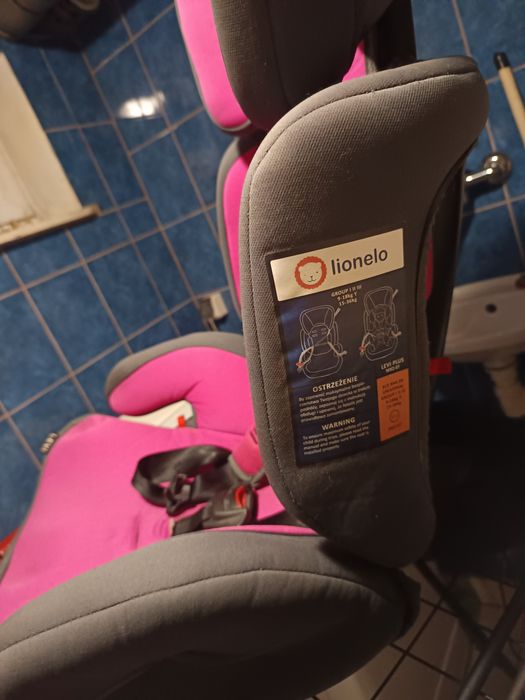 Fotelik samochodowy Lionelo Levi