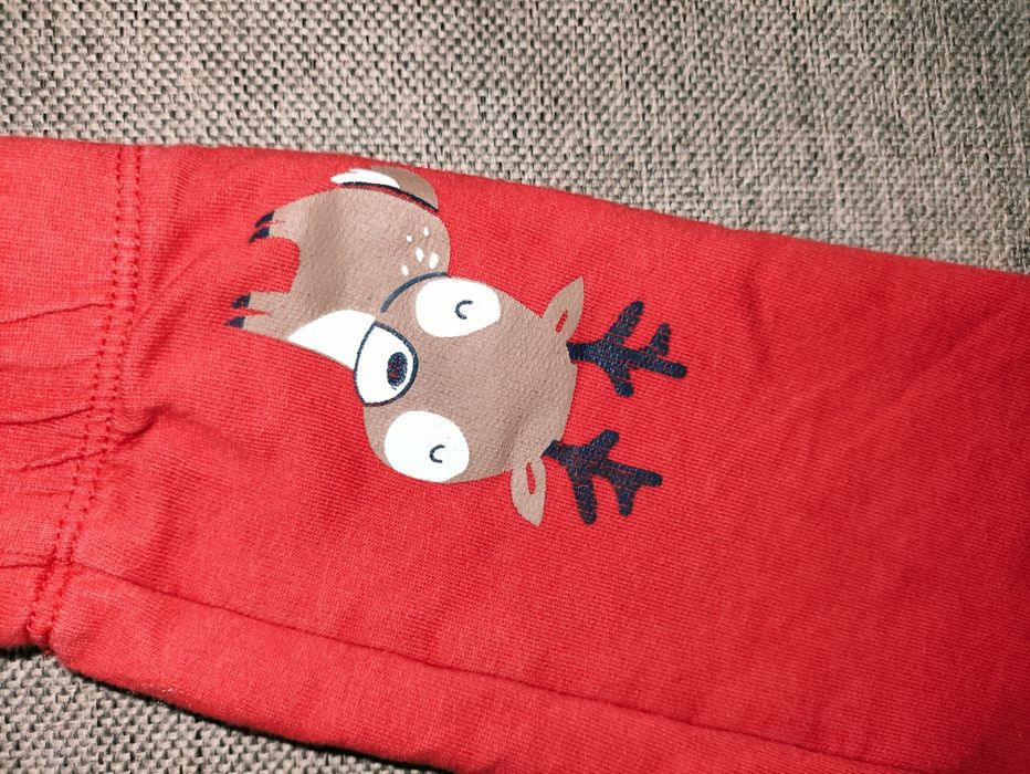 Spodnie dresowe czerwone świąteczne rozm. 98