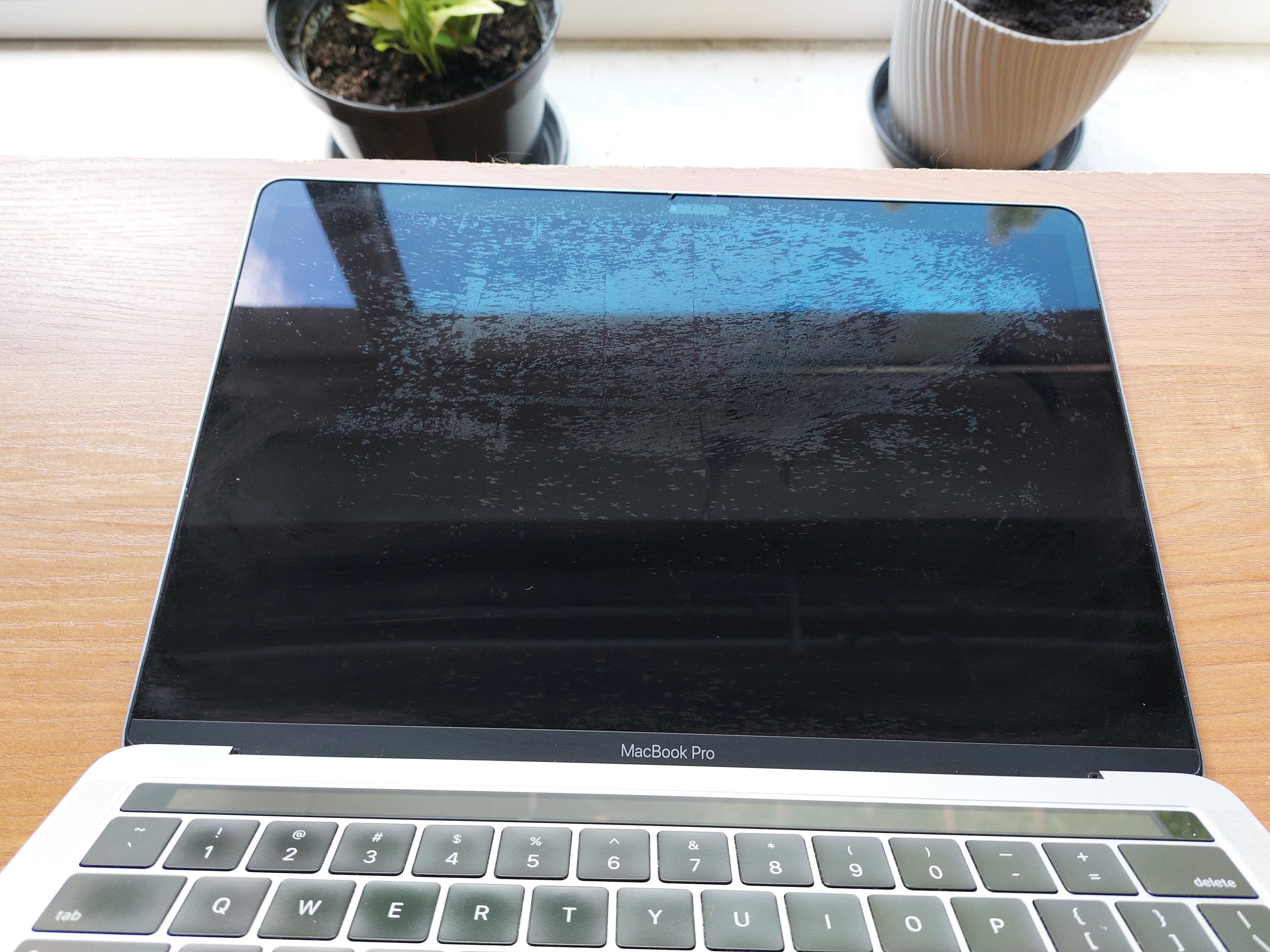 Apple MacBook Pro na części (4 sztuki)