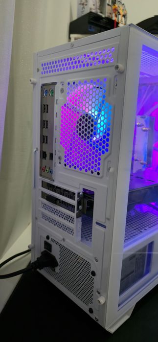 Pc/Computador Gaming White