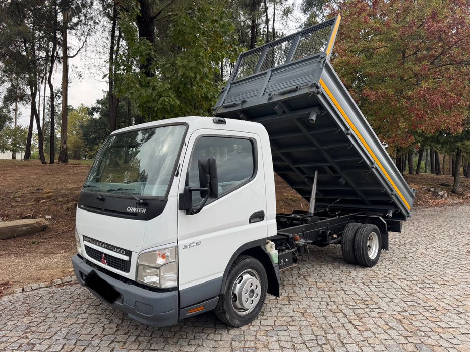 Mitsubishi Canter Fuso 2010