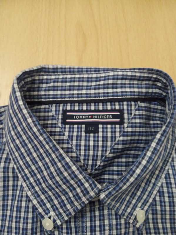 Camisa da marca Tommy