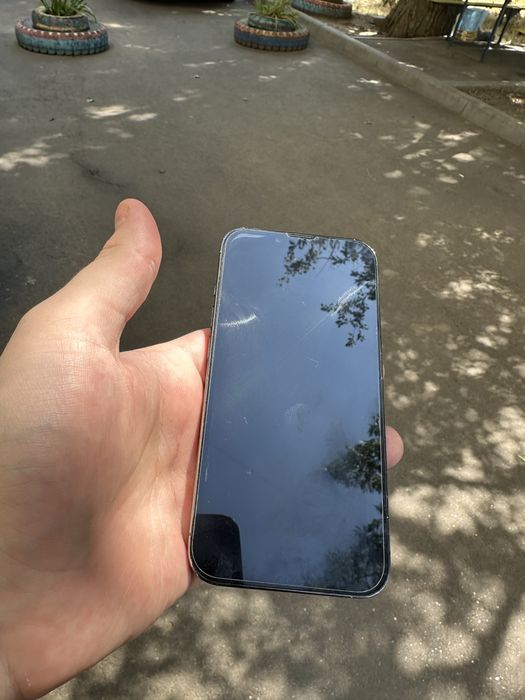 Iphone 13 pro на 128 гиг в хорошем состоянии