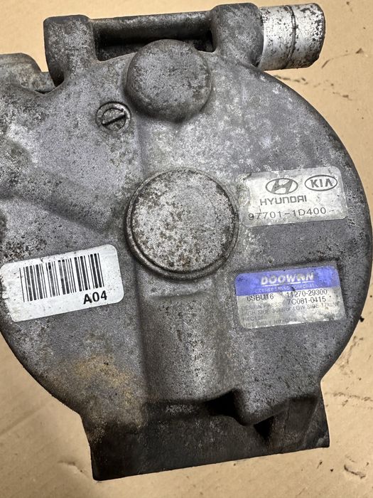 Компресор кондиціонера для Kia Carens 2.0 Crdi 140 к.с. 97701-1d400