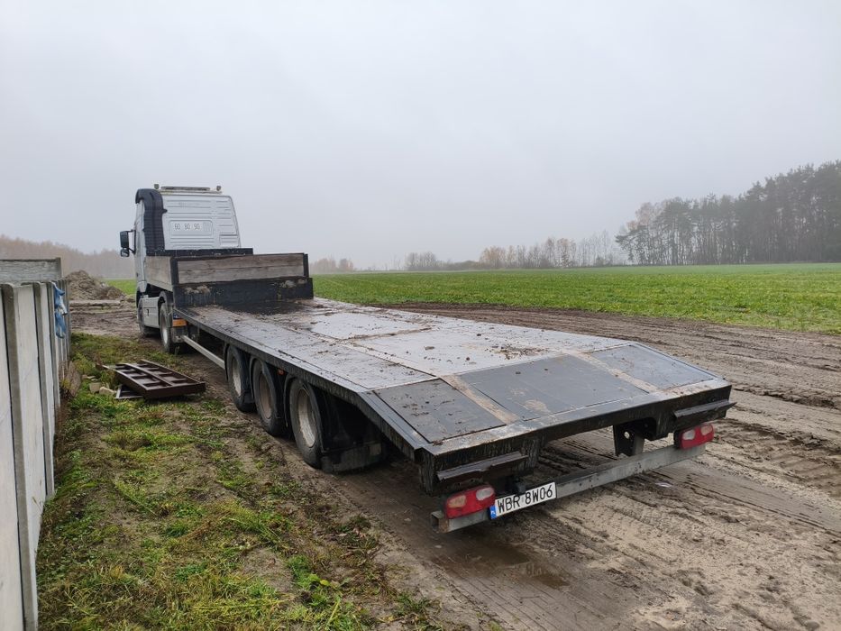 Naczepa niskopodwoziowa platforma