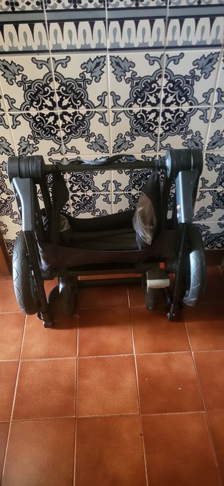 Carrinho bebé 3 em 1