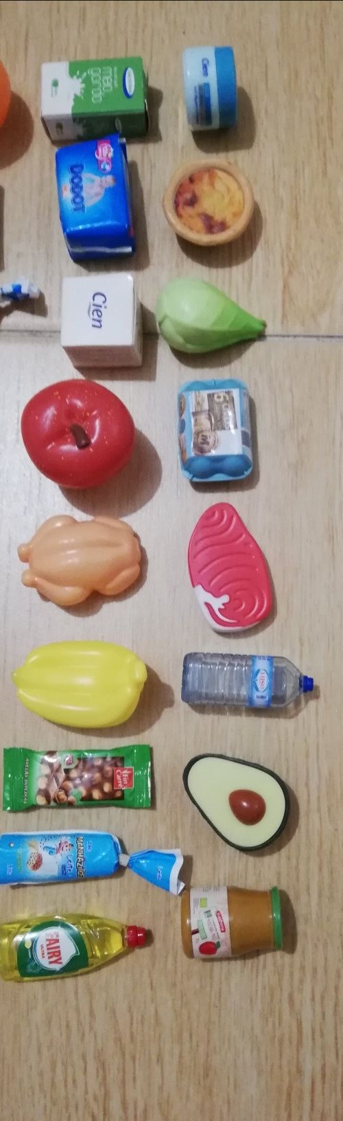 51 miniaturas de alimentos