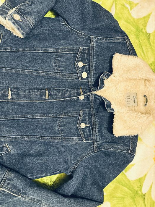 Жіноча джинсова куртка Denim