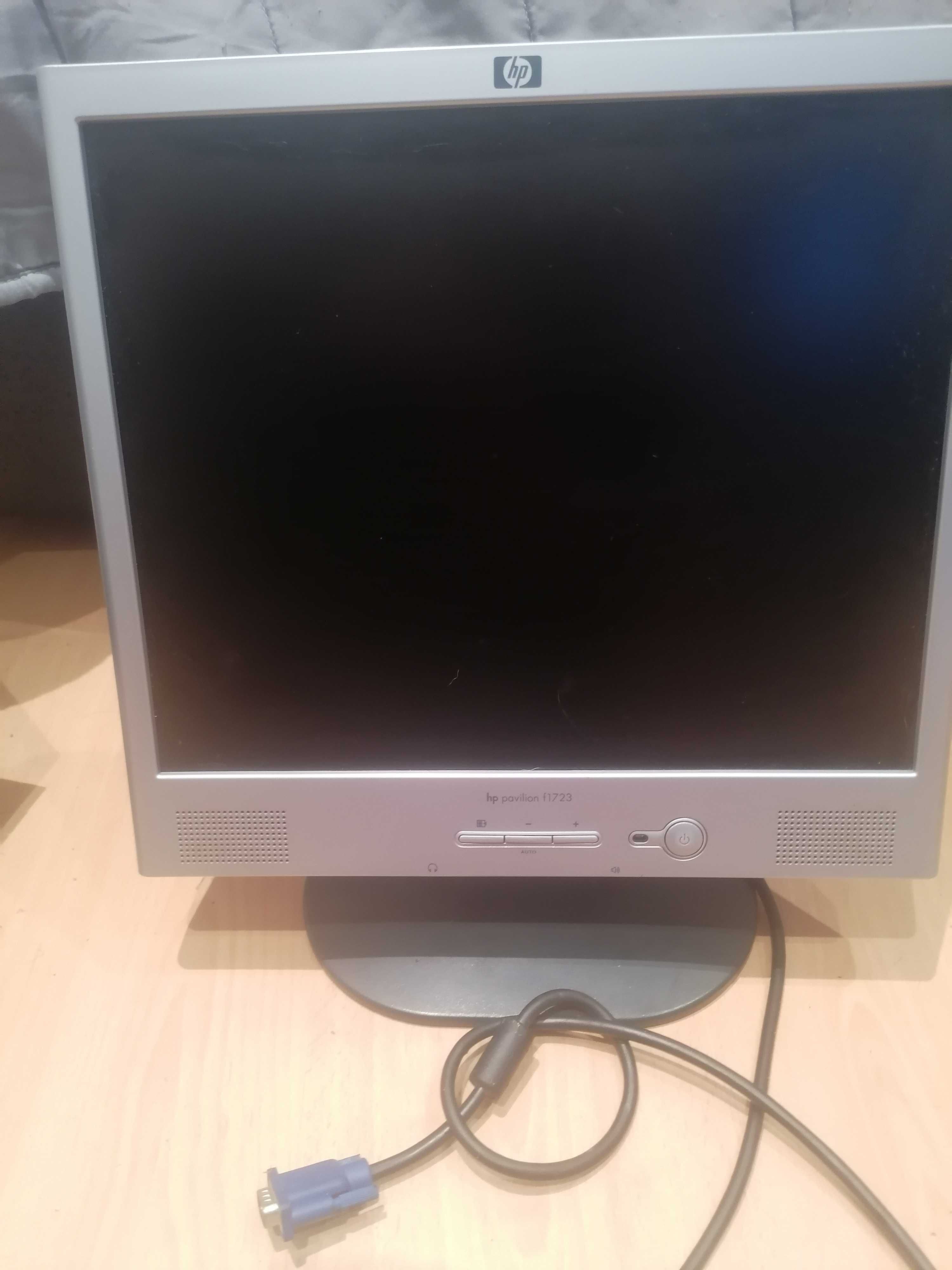 Vendo ou troco monitor de computador LCD HP pavilion F1723 de 17 poleg