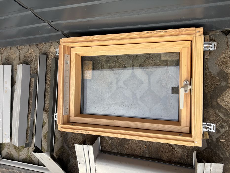 Okno dachowe Fakro 55x78 z demontażu drewniane