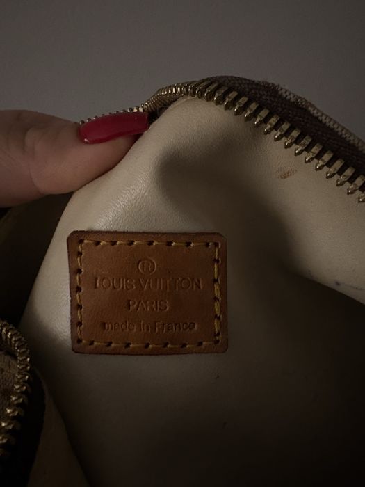 Louis Vuitton Papillon.