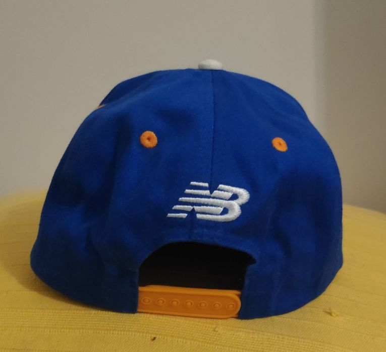 Boné FC Porto New Balance azul e laranja