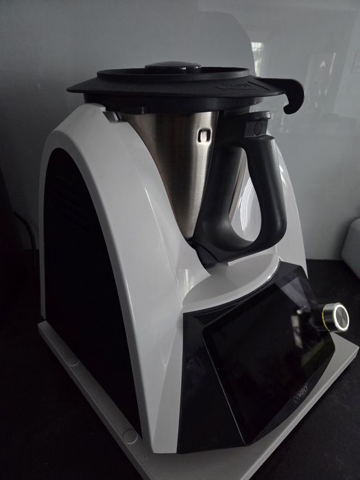 Robot kuchenny cobbo 7