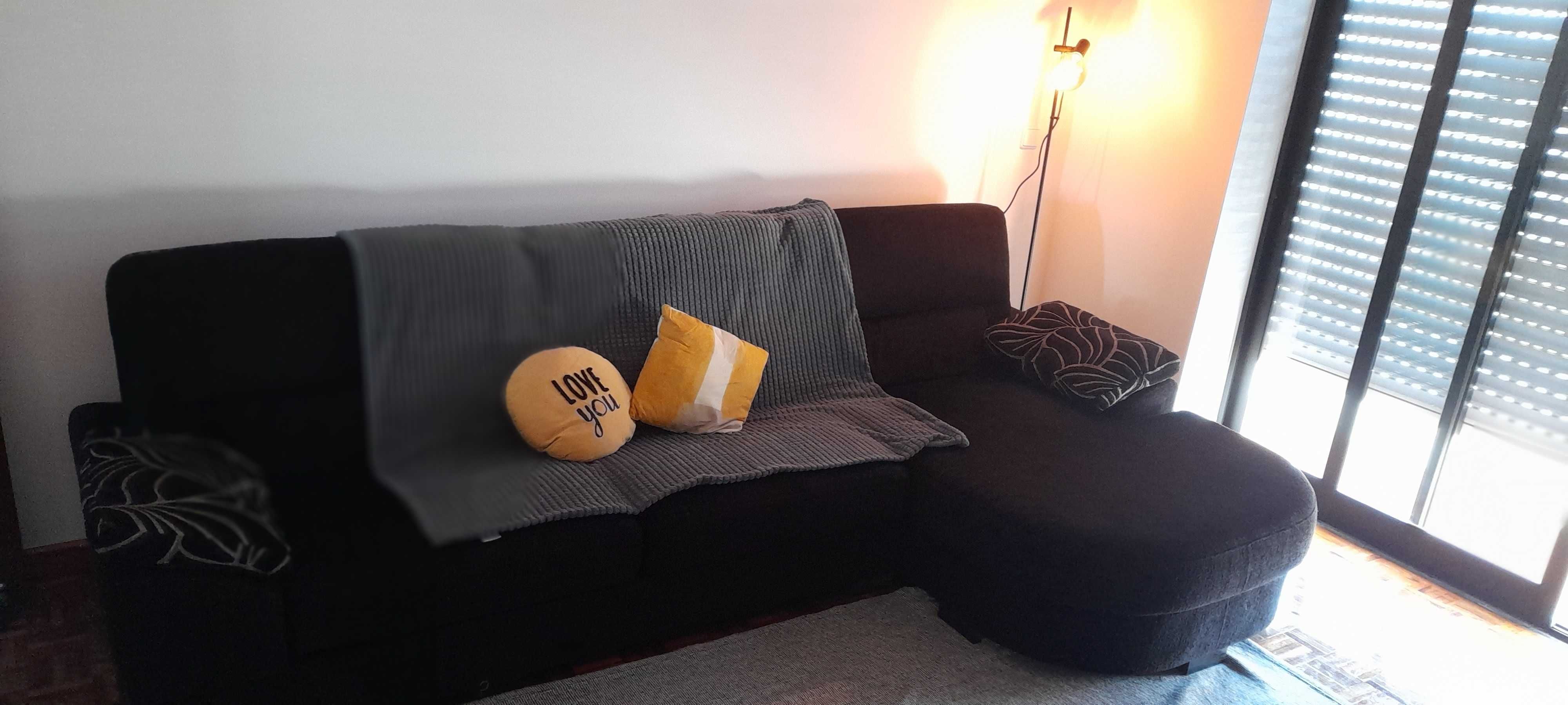 OPORTUNIDADE: lindo sofá chaise long preto (excelente estado)