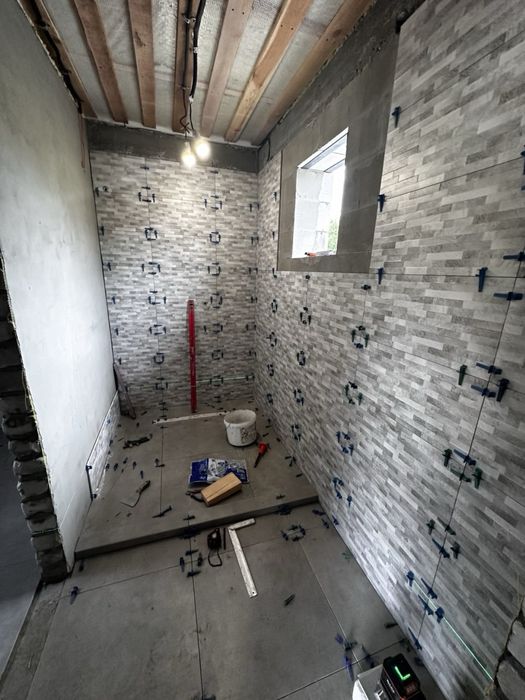 Ремонт (гіпсокартон, кахель, двері, вікна, тепла підлога, труби)