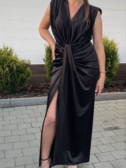 Продам вечірню сукню ! Стан нової!