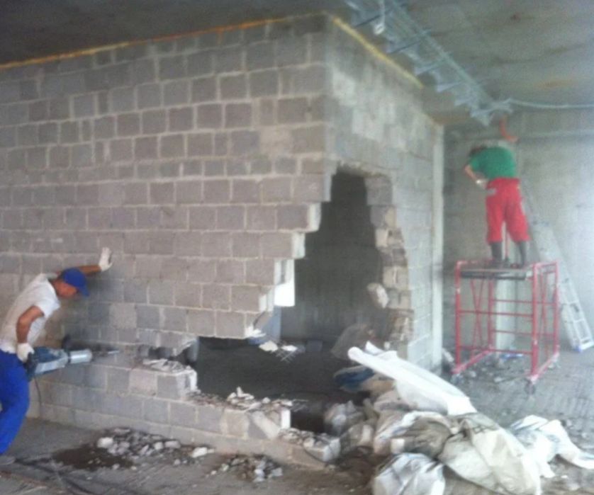 Проводимо демонтажні роботи