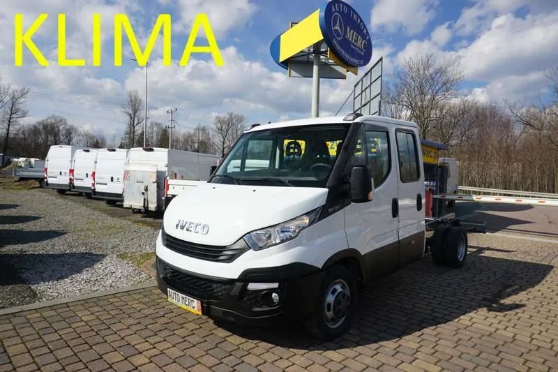 Iveco 35C14 doka brygadowka HDS skrzynia wywrotka  Możliwość montażu dowolnej zabudowy