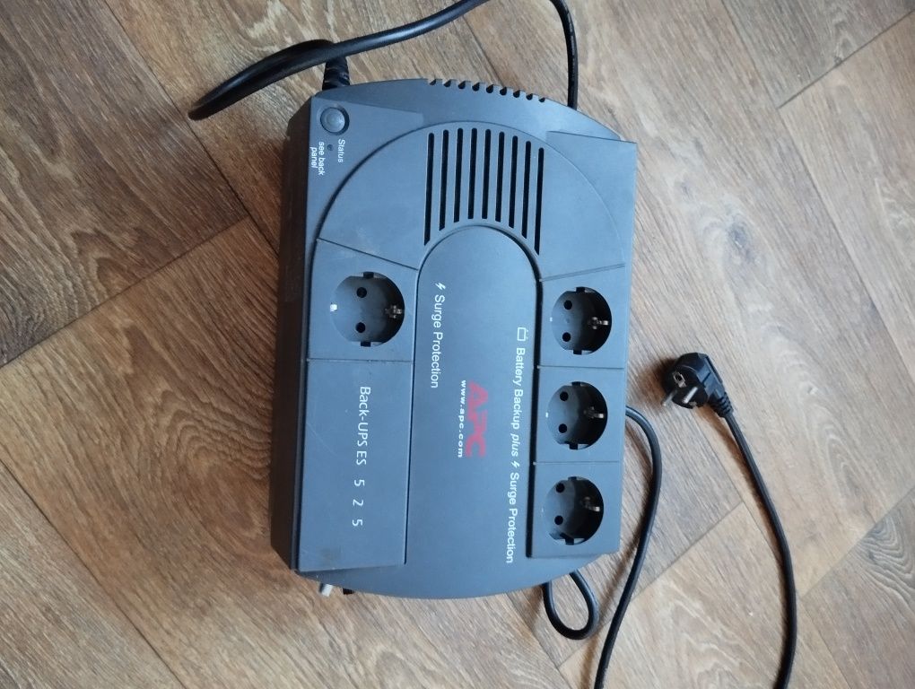 ДБЖ APC Back-UPS ES 525ва