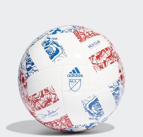 Футбольний мяч Adidas Club Mens MLS 4-ка