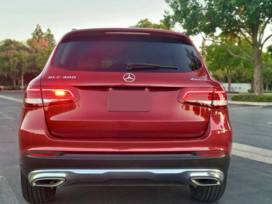 Mercedes-Benz GLC GLC 300 4MATIC      2018