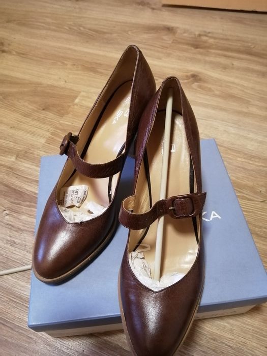 Туфлі BRASKA 40 розмір нові