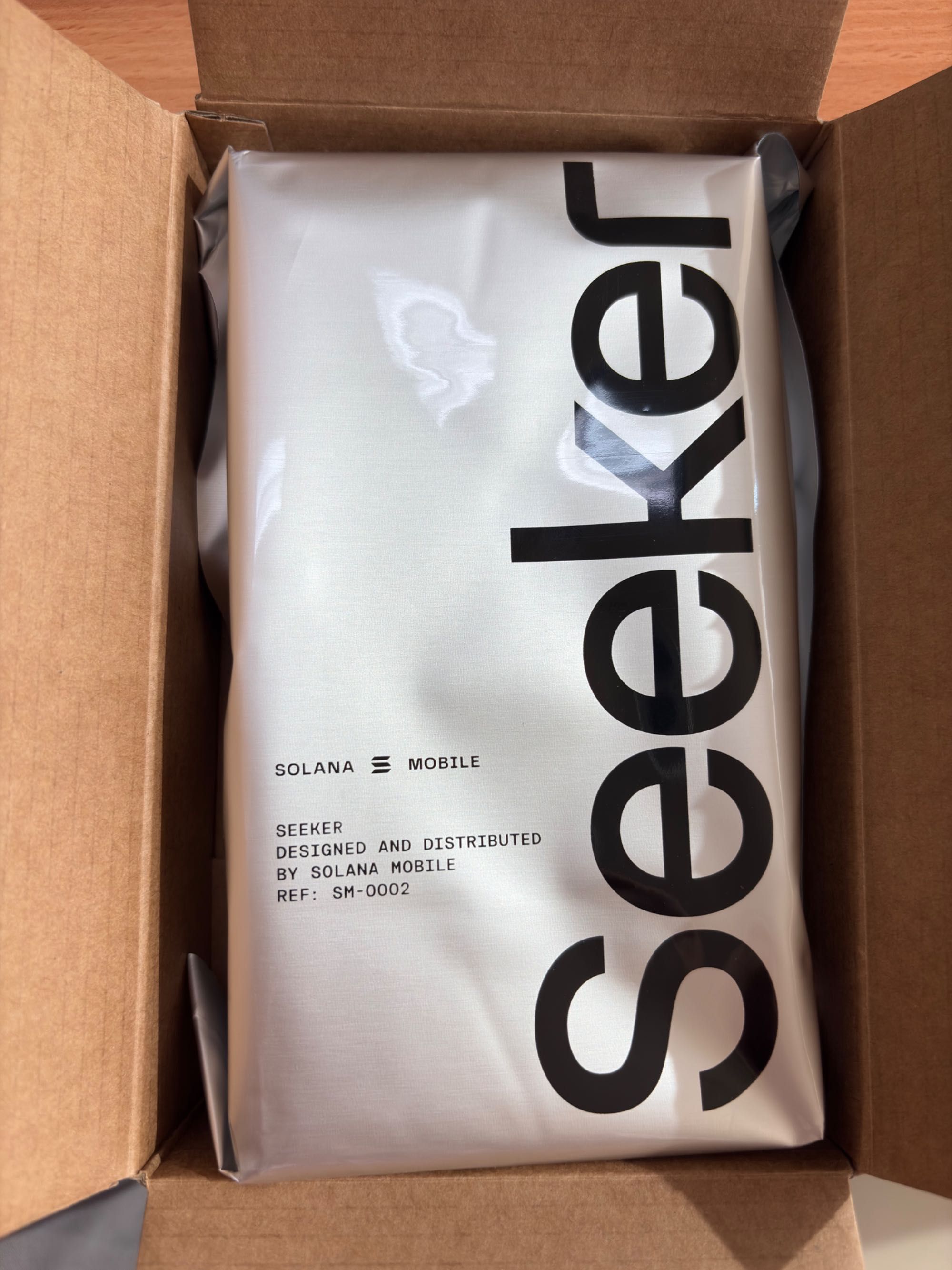 Smartphone Solana Seeker (NOVO NA CAIXA)