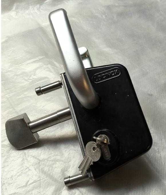 Zamek przemysłowy do bram przesuwnych