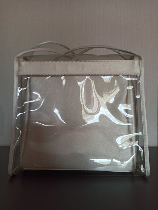 Torebka damska z kosmetyczką