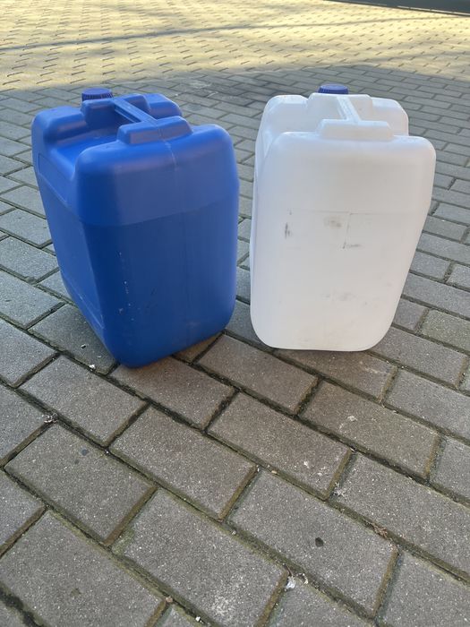 Kanister karnister bańka pojemnik baniak beczka 20 litrow