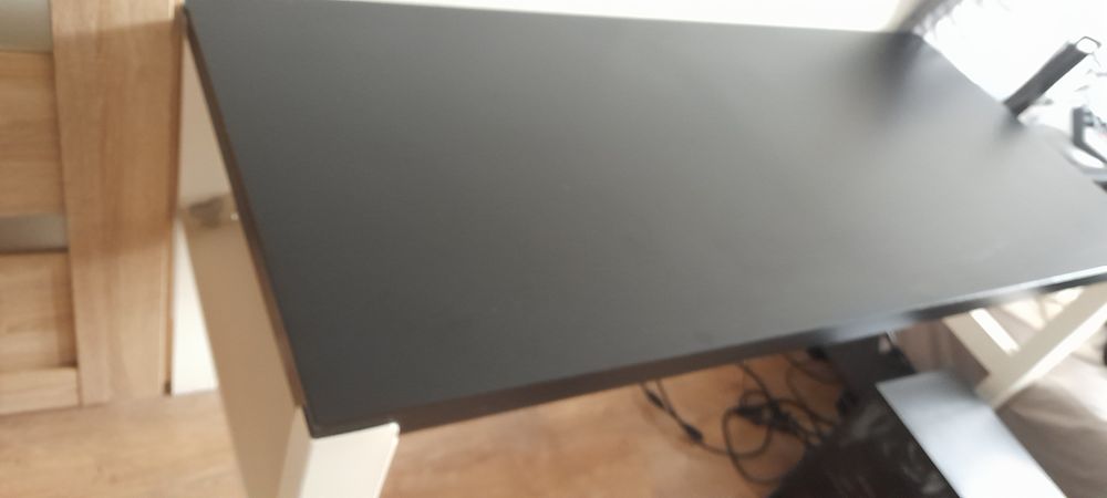 Biurko ikea 128 cm regulowana wysokość