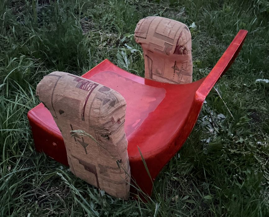 Кресло винтажное пластмасовое ГДР