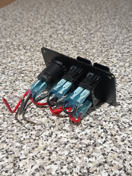 Painel de interruptores com 2 entradas USB