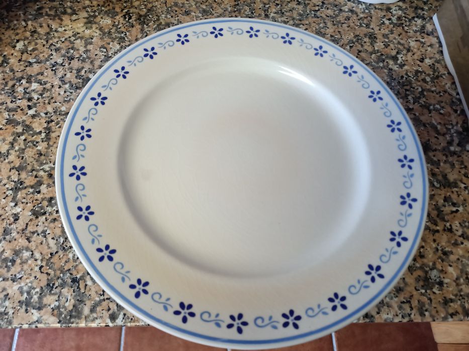 Conjunto 10 pratos ornamentação