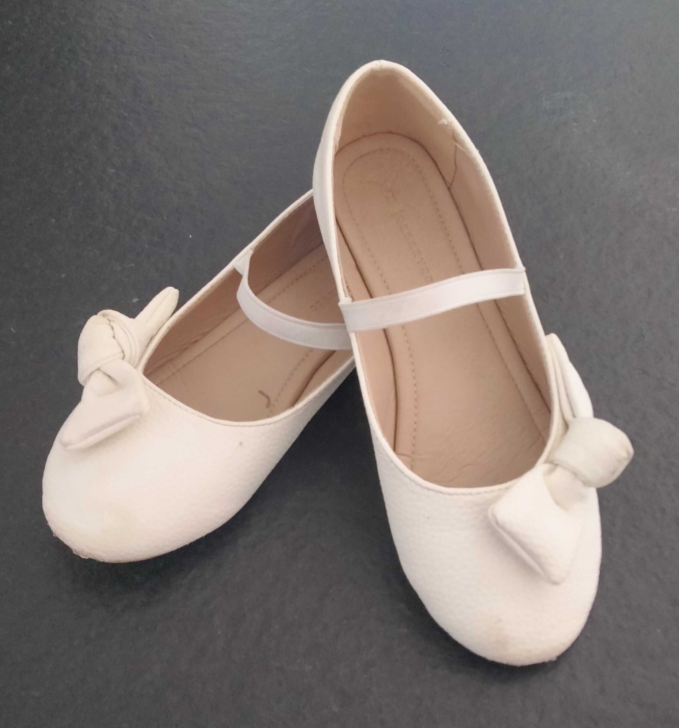 Buty baleriny Reserved 33 białe