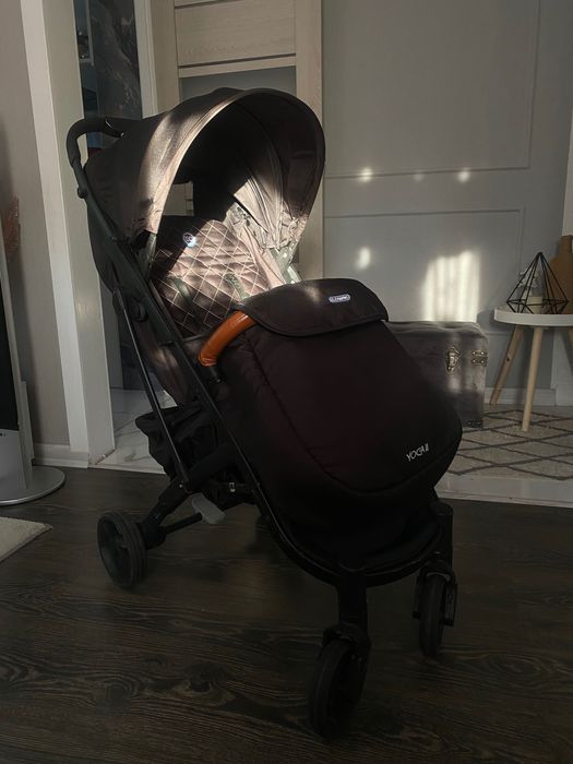 Дитячий візок прогулянковий