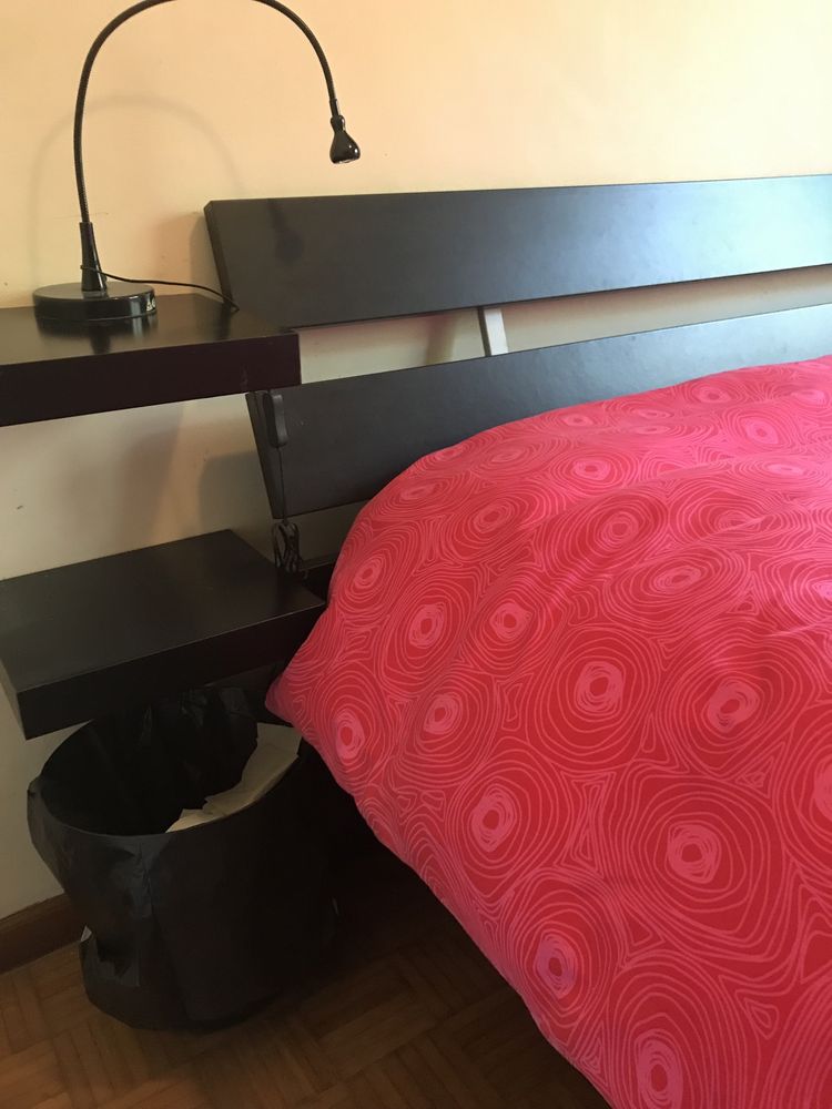 Cama de casal IKEA