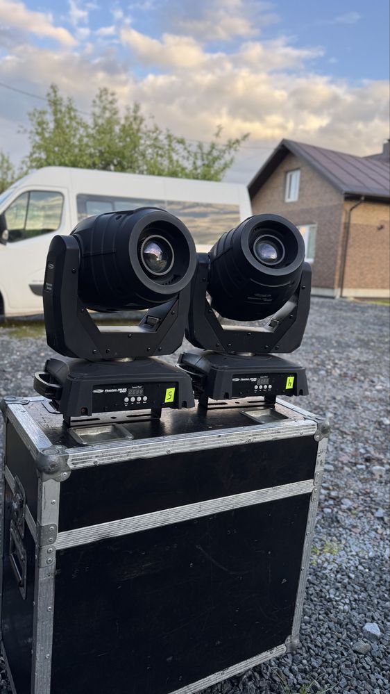 Продам голови Showtec Phantom LED Spot (4 шт.) + Кейси