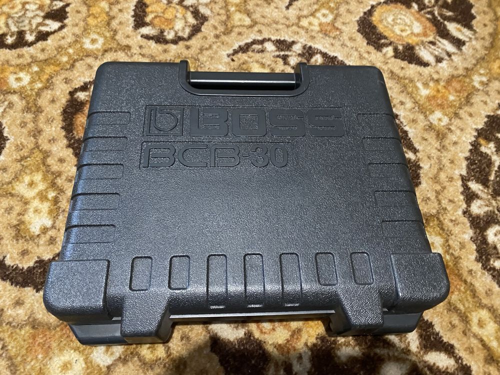 Продам педалборд Boss BCB-30